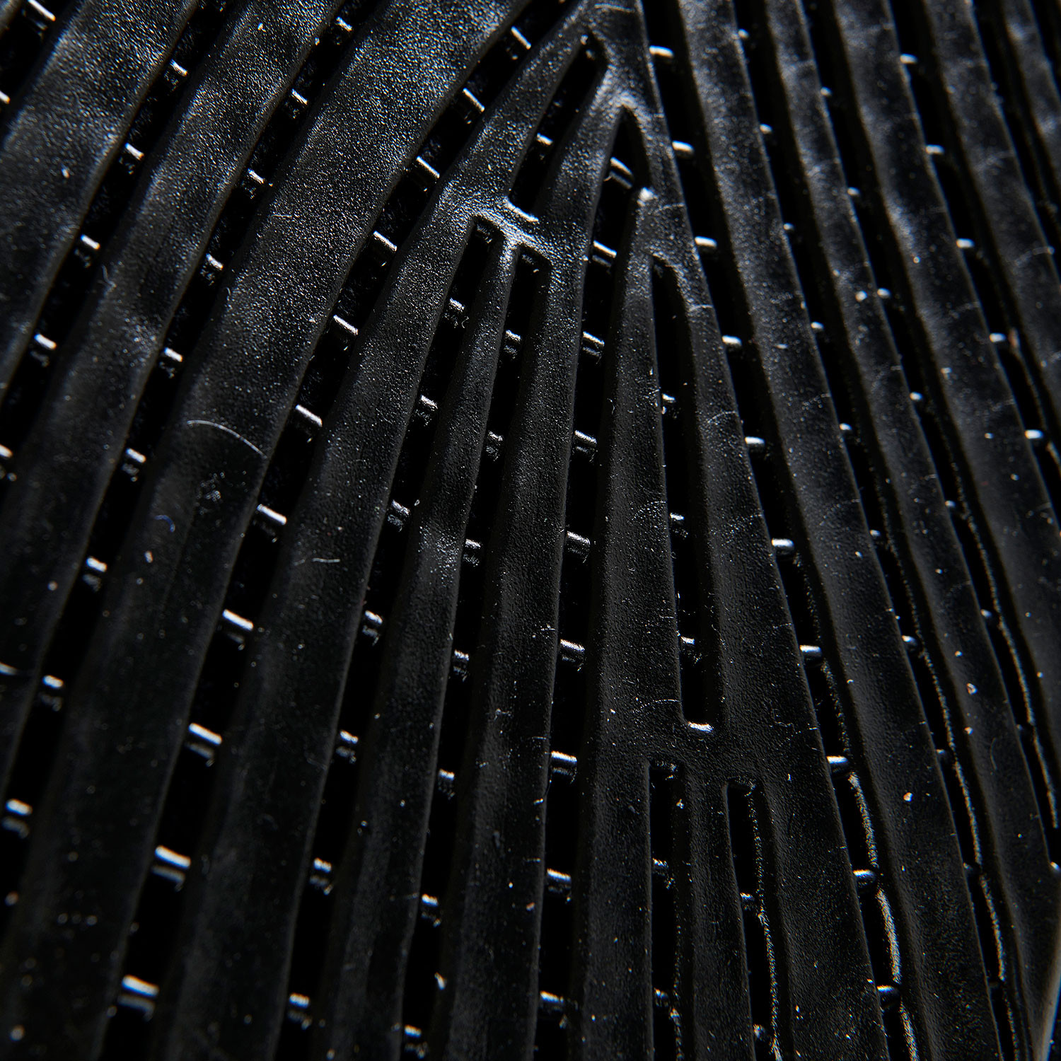 Amortisseur mémoire de forme avec grip en gel hexagonal et rehausse avant Acavallo Noir