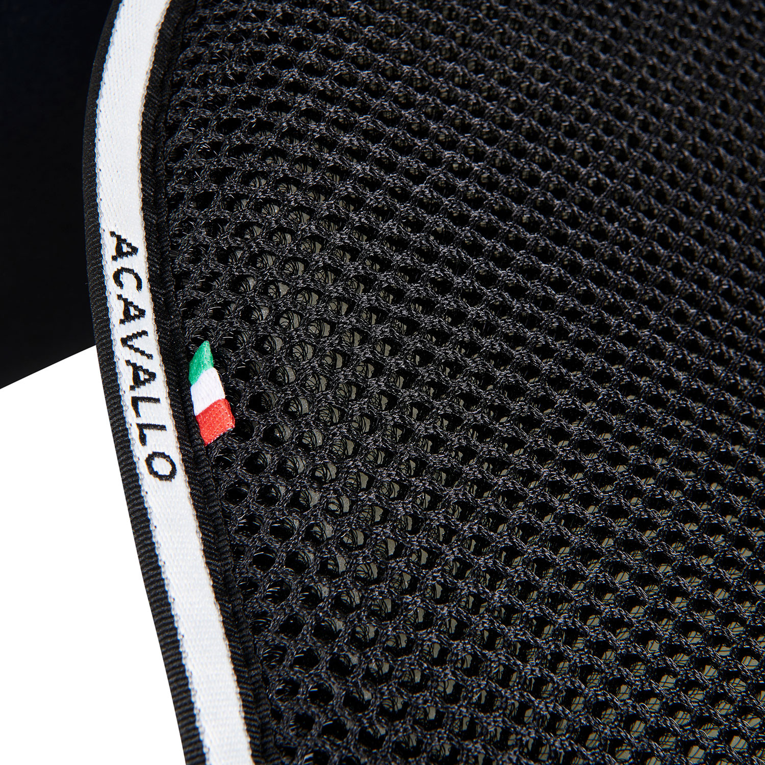 Amortisseur mémoire de forme avec grip en gel hexagonal et rehausse arrière Acavallo Noir Amortisseur mémoire de forme avec grip en gel hexagonal et rehausse arrière Acavallo Noir