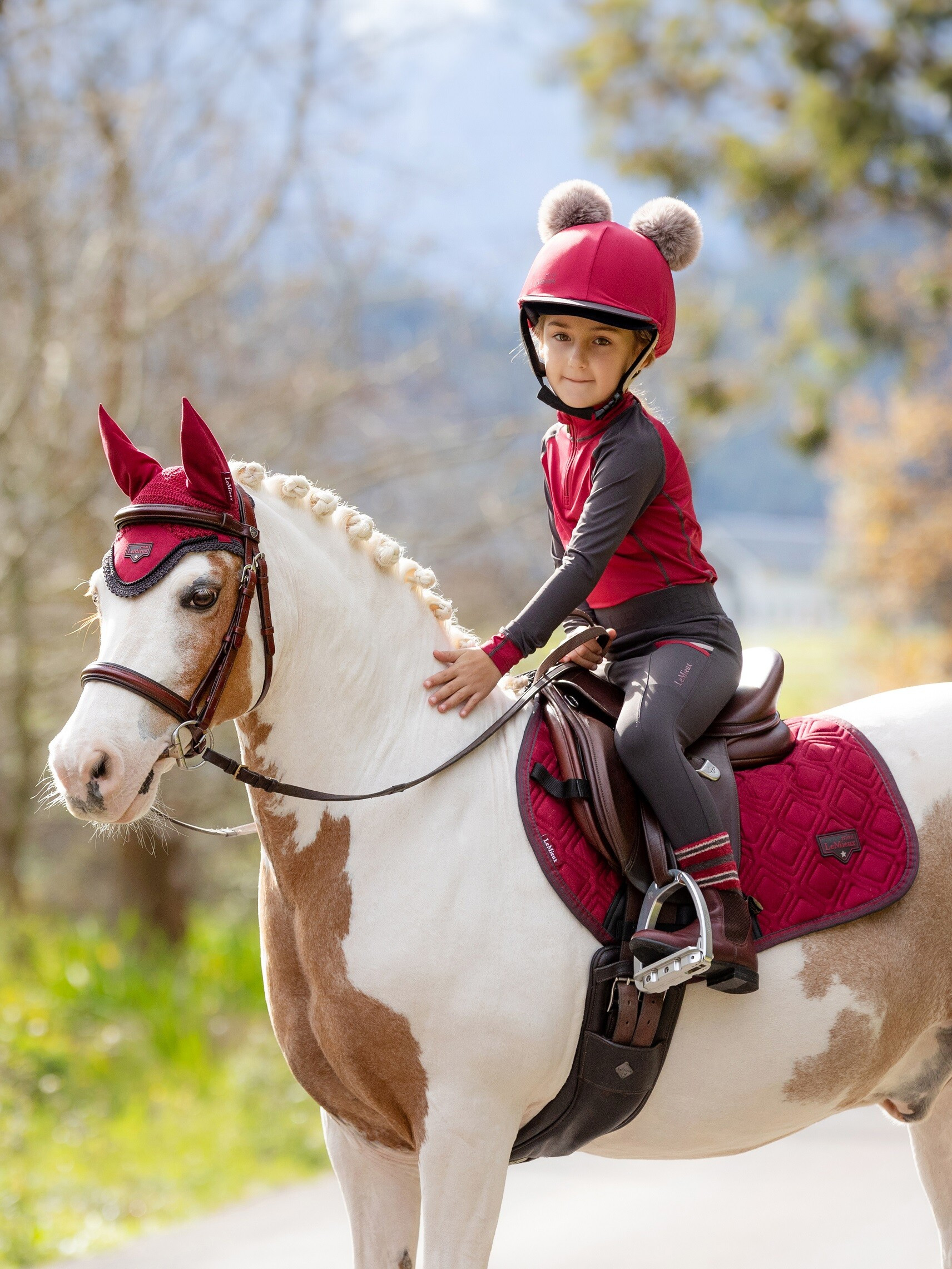Mini LeMieux Suede Jump Vierkant Tapis Gloed Bordeaux