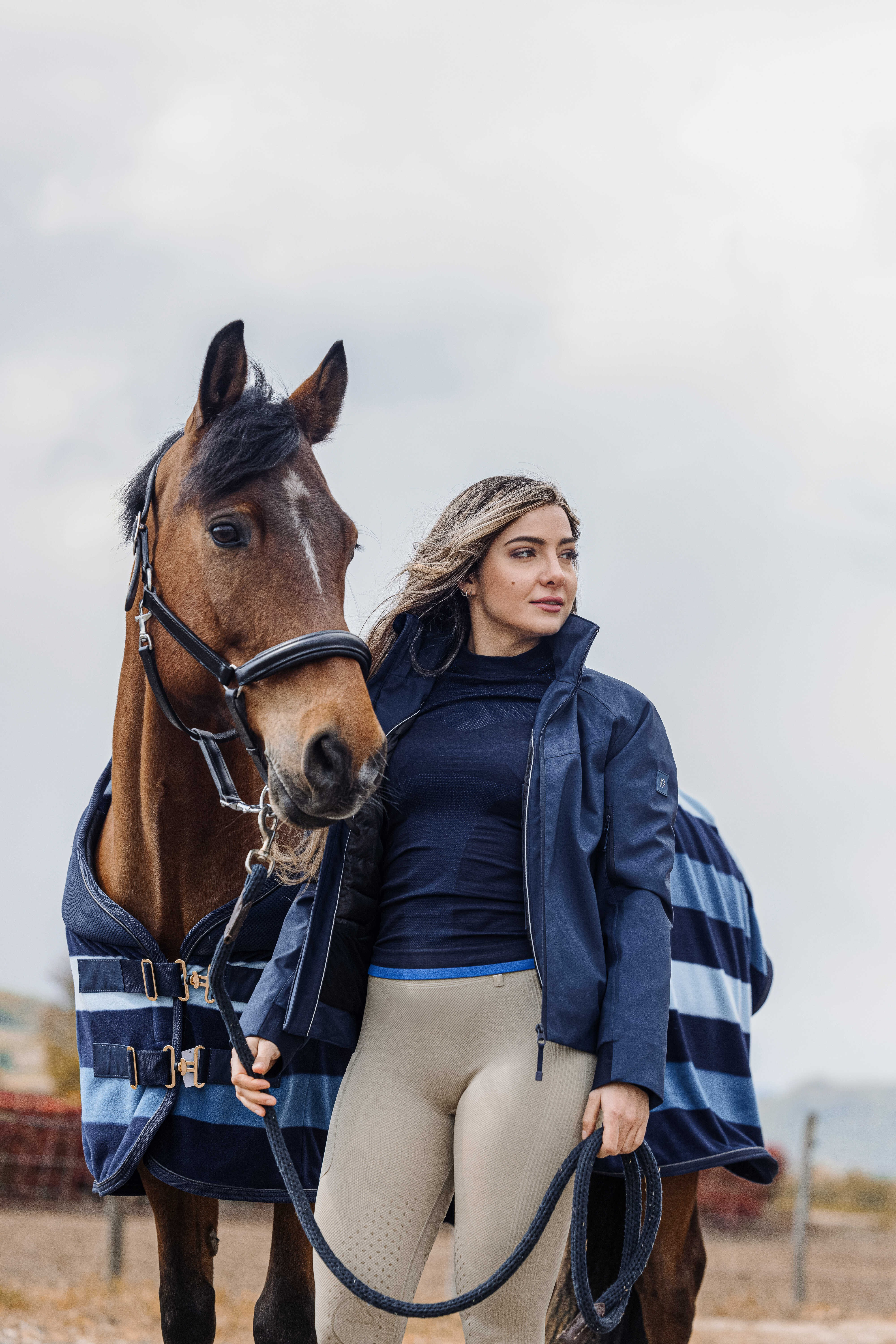 Kort jack Equithème Originals Alina Marine Marineblauw