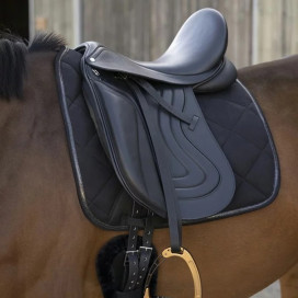 Selle de dressage
