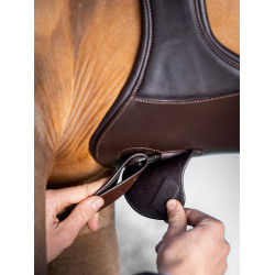 Sangle longue anatomique LeMieux Gel-Tek avec aimant Marron Sangle longue anatomique LeMieux Gel-Tek avec aimant Marron