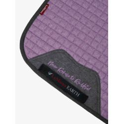 Tapis de selle LeMieux Earth Dressage Square Chardon Violet Tapis de selle LeMieux Earth Dressage Square Chardon Violet