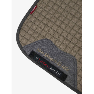 Zadeldek LeMieux Earth Dressuur Square Zadeldek LeMieux Earth Dressuur Square
