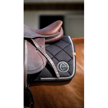 Tapis de selle Equithème Badge 2.0 Noir Tapis de selle Equithème Badge 2.0 Noir