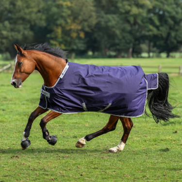 Couverture Bucas Atlantic Turnout 200g Bleu marine Couverture Bucas Atlantic Turnout 200g Bleu marine