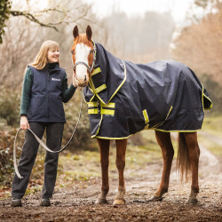 Bucas Oasis Turnout 200g deken met halsstuk Donkergrijs / limoengroen Bucas Oasis Turnout 200g deken met halsstuk Donkergrijs / limoengroen