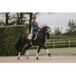 Bonnet Wellington Velvet Pearls Kentucky Rose pâle