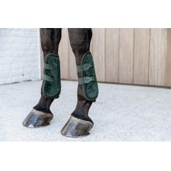 Bamboo Elastische Fluwelen Peesbeschermers Kentucky Donkergroen Bamboo Elastische Fluwelen Peesbeschermers Kentucky Donkergroen