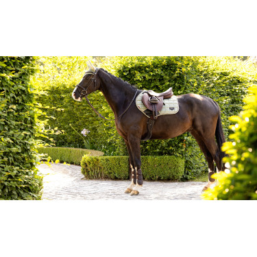 LeMieux Loire Classic Close Contact Square zadeldek LeMieux Loire Classic Close Contact Square zadeldek