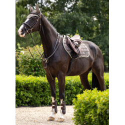 LeMieux Loire Classic Close Contact Square zadeldek Walnoot Bruin