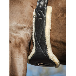 Sangle longue profilée LeMieux Arika Simuwool Noir Sangle longue profilée LeMieux Arika Simuwool Noir