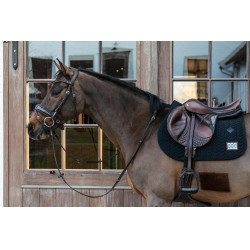 Tapis de selle Fishbone Compétition jumping Kentucky Noir Tapis de selle Fishbone Compétition jumping Kentucky Noir