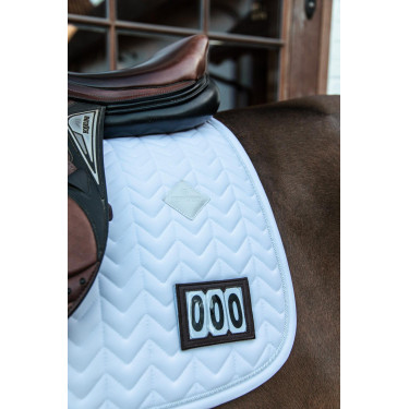 Tapis de selle Fishbone Compétition jumping Kentucky Tapis de selle Fishbone Compétition jumping Kentucky