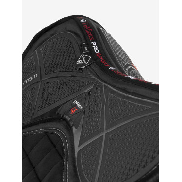 LeMieux X-Grip Silicone Dressuurdekje Zwart LeMieux X-Grip Silicone Dressuurdekje Zwart