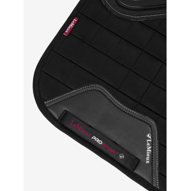 LeMieux X-Grip Silicone Dressuurdekje Zwart LeMieux X-Grip Silicone Dressuurdekje Zwart