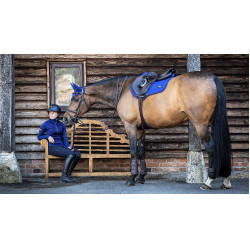 LeMieux Loire Memory Close Contact Vierkant Zadeldek Inktblauw LeMieux Loire Memory Close Contact Vierkant Zadeldek Inktblauw