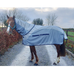 Couverture anti-mouches Bucas Buzz-Off Rain avec couvre-cou Argent / bleu