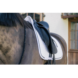 Tapis de selle Metal Chain Dressage Kentucky Blanc