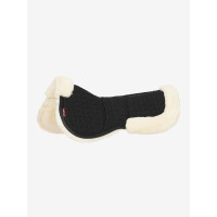 LeMieux Merino + ProSorb zadelonderlegger met wiggen en 3 vakken Zwart / natuur LeMieux Merino + ProSorb zadelonderlegger met wiggen en 3 vakken Zwart / natuur