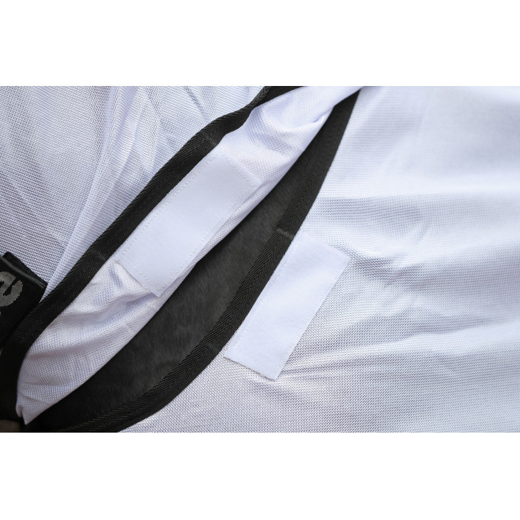 Couverture anti-mouche RugBe SuperFly blanche Covalliero Couverture anti-mouche RugBe SuperFly blanche Covalliero