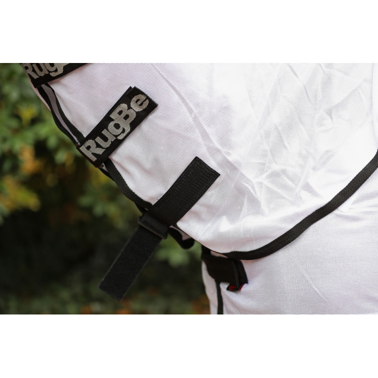 Couverture anti-mouche RugBe SuperFly blanche Covalliero Couverture anti-mouche RugBe SuperFly blanche Covalliero