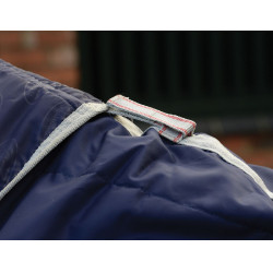 Couverture d'écurie Combo 110g Weatherbeeta ComFiTec 210D Channel Bleu marine / argent / rouge Couverture d'écurie Combo 110g Weatherbeeta ComFiTec 210D Channel Bleu marine / argent / rouge