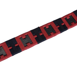 Ceinture en cuir avec motif géométrique Equestro Noir / bleu / bordeaux Multi-couleurs Ceinture en cuir avec motif géométrique Equestro Noir / bleu / bordeaux Multi-couleurs