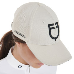 Unisex pet uit de nieuwe collectie van Equestro Unisex pet uit de nieuwe collectie van Equestro