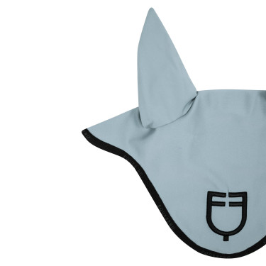 Bonnet anti-mouches en tissu technique avec logo GP Equestro édition limité Bleu ciel / noir Bonnet anti-mouches en tissu technique avec logo GP Equestro édition limité Bleu ciel / noir