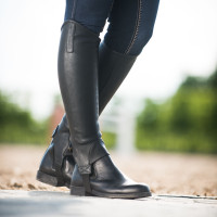 Mini-chaps Desta Horze Supreme van synthetisch leer Zwart Mini-chaps Desta Horze Supreme van synthetisch leer Zwart