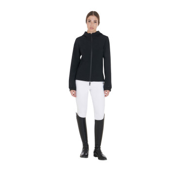 Aangesloten softshell damesjas met verborgen zakken Equestro Zwart