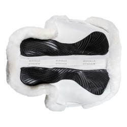 Tapis de saut Numnah avec grip en gel des deux côtés et bordure en mouton complet Acavallo Blanc / noir