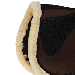 Springdeken Numnah met gelgrip aan beide zijden en volledige schapenvacht rand Acavallo Bruin / naturel Springdeken Numnah met gelgrip aan beide zijden en volledige schapenvacht rand Acavallo Bruin / naturel
