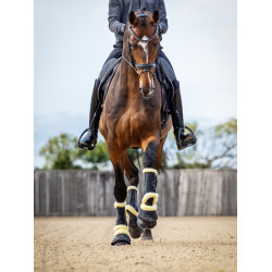 Guêtres de dressage mouton LeMieux Motionflex Noir / naturel Guêtres de dressage mouton LeMieux Motionflex Noir / naturel