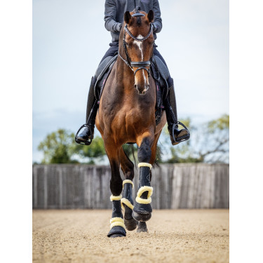 Guêtres de dressage mouton LeMieux Motionflex Guêtres de dressage mouton LeMieux Motionflex