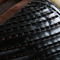 Amortisseur MF-S JCCS-S CW-CS Suède et Peau de Mouton Écologique Acavallo Marron / naturel