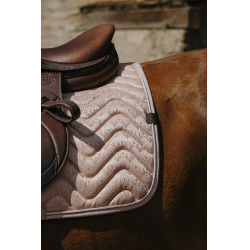 Tapis de selle Equithème Brocart Rose Tapis de selle Equithème Brocart Rose