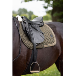 Tapis de selle Nature Made Leisure VS Horze Nuit des olives / vert olive Marron Tapis de selle Nature Made Leisure VS Horze Nuit des olives / vert olive Marron