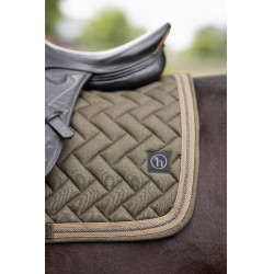 Tapis de selle Nature Made Leisure VS Horze Nuit des olives / vert olive Marron Tapis de selle Nature Made Leisure VS Horze Nuit des olives / vert olive Marron