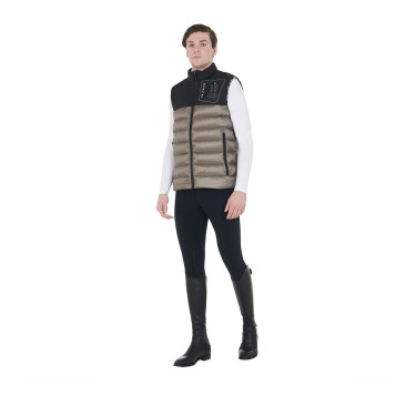 Gilet pour hommes en bi-matériau avec patch en silicone Equestro Noir / walnut