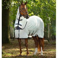 Rambo Natura Summer 0g vliegendeken met halsstuk Horseware Wit / marineblauw Rambo Natura Summer 0g vliegendeken met halsstuk Horseware Wit / marineblauw