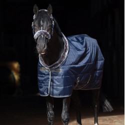 Staldeken Bucas Show-Line 150g SF Marine / grijs Blauw Staldeken Bucas Show-Line 150g SF Marine / grijs Blauw