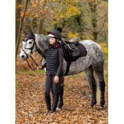 Doudoune sans manches à capuche LeMieux Milly Young Rider Noir ancien modèle Doudoune sans manches à capuche LeMieux Milly Young Rider Noir ancien modèle