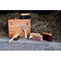 Set Poetskist Grooming Deluxe by Kentucky Bruin Set Poetskist Grooming Deluxe by Kentucky Bruin