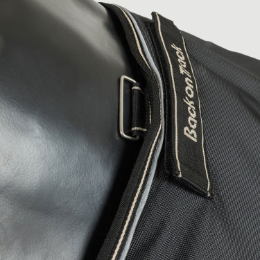 Couverture Back on Track Obsidian avec Cou Couverture Back on Track Obsidian avec Cou
