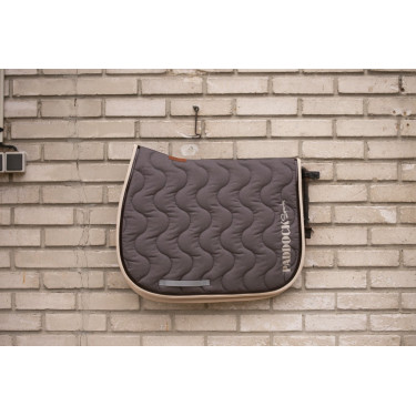 Tapis Wavy Paddock Sports Taupe / beige Marron Tapis Wavy Paddock Sports Taupe / beige Marron