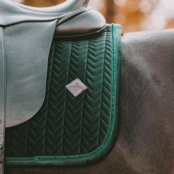 Tapis de selle Velvet Pearls dressage Kentucky Vert sapin