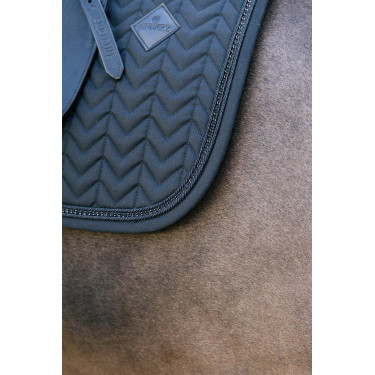 Zadeldek Metal Chain Dressuur Kentucky Zwart Zadeldek Metal Chain Dressuur Kentucky Zwart