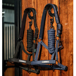 Licol et longe Amigo Horseware Marine Bleu marine Licol et longe Amigo Horseware Marine Bleu marine